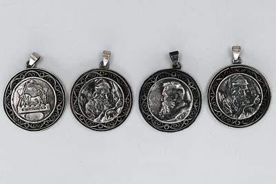 Lot of silver pendants made by Bezalel 
Lot of four silver pendants made by Bezalel. Each 
