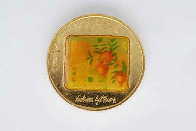State Gold Medal from the series of artistic medals - Pomegranates in Safed. 
Weight: 10.36 