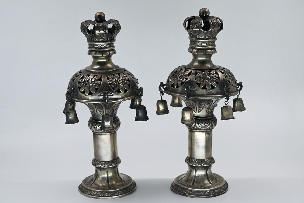 Pair of large "pomegranates" for a Torah scroll - Vienna.weight: 875 grams. 
A pair of silver 