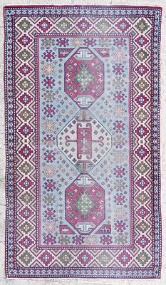 Bezalel, Jerusalem. "Marvadia" workshop rug, signed, 1920–1931. Handmade. 
A large wool rug 