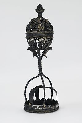 Perfume tower. Silver, filigree. Poland, Zhitomir. First half of the 19th century. 
A handsome 