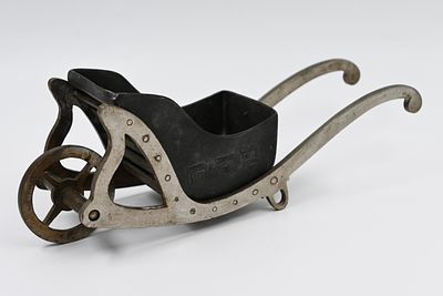 A cart-shaped pewter carving tool - Germany. The beginning of the 20th century. 
A beautiful 