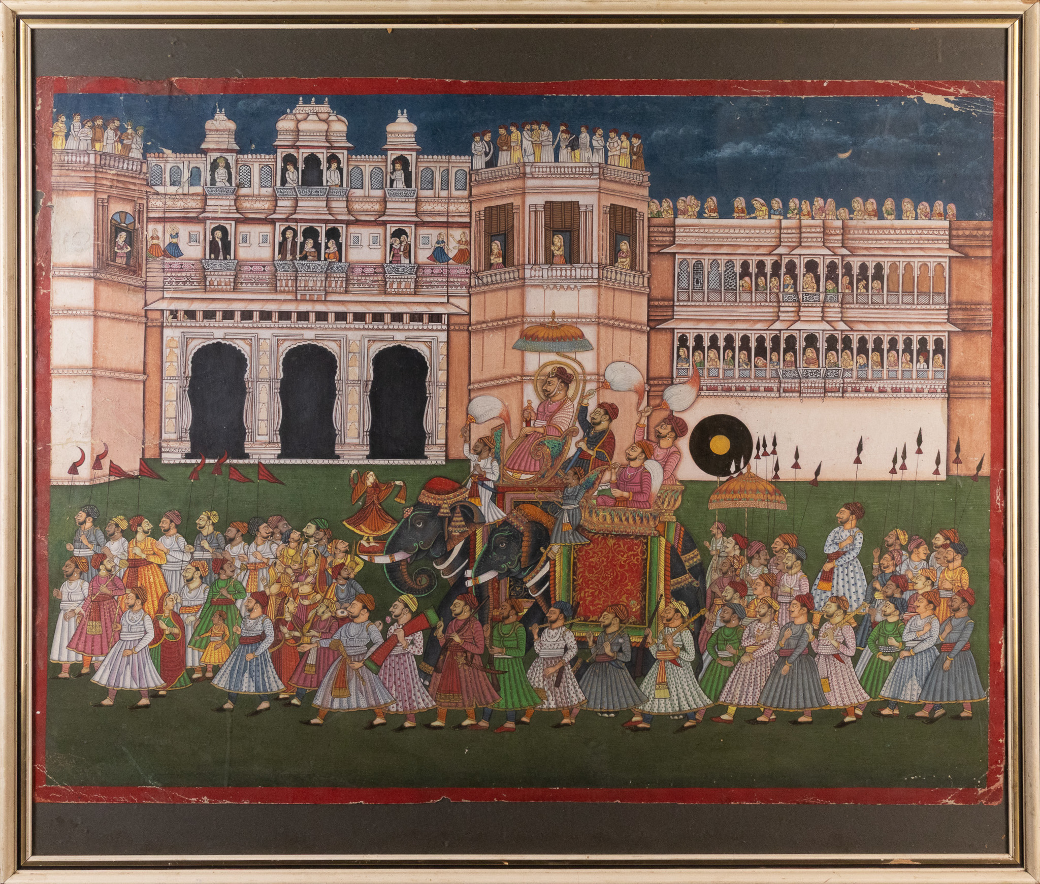 A LARGE RAJASTHANI RAJPUT ROYAL PROCESSION MINIATURE PAINTING, 19TH CENTURY.