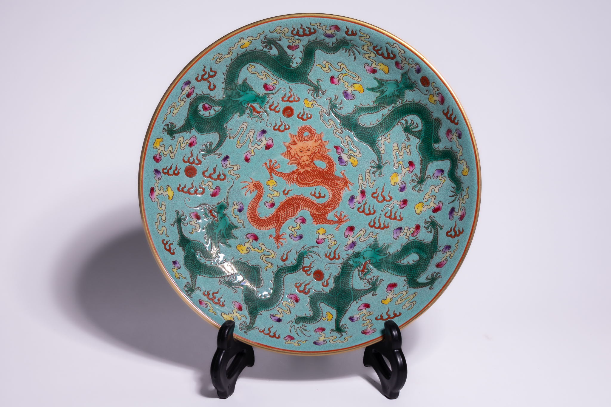 A CHINESE FENCAI TURQUOISE GROUND DRAGON DISH, YONGZHENG MARK.