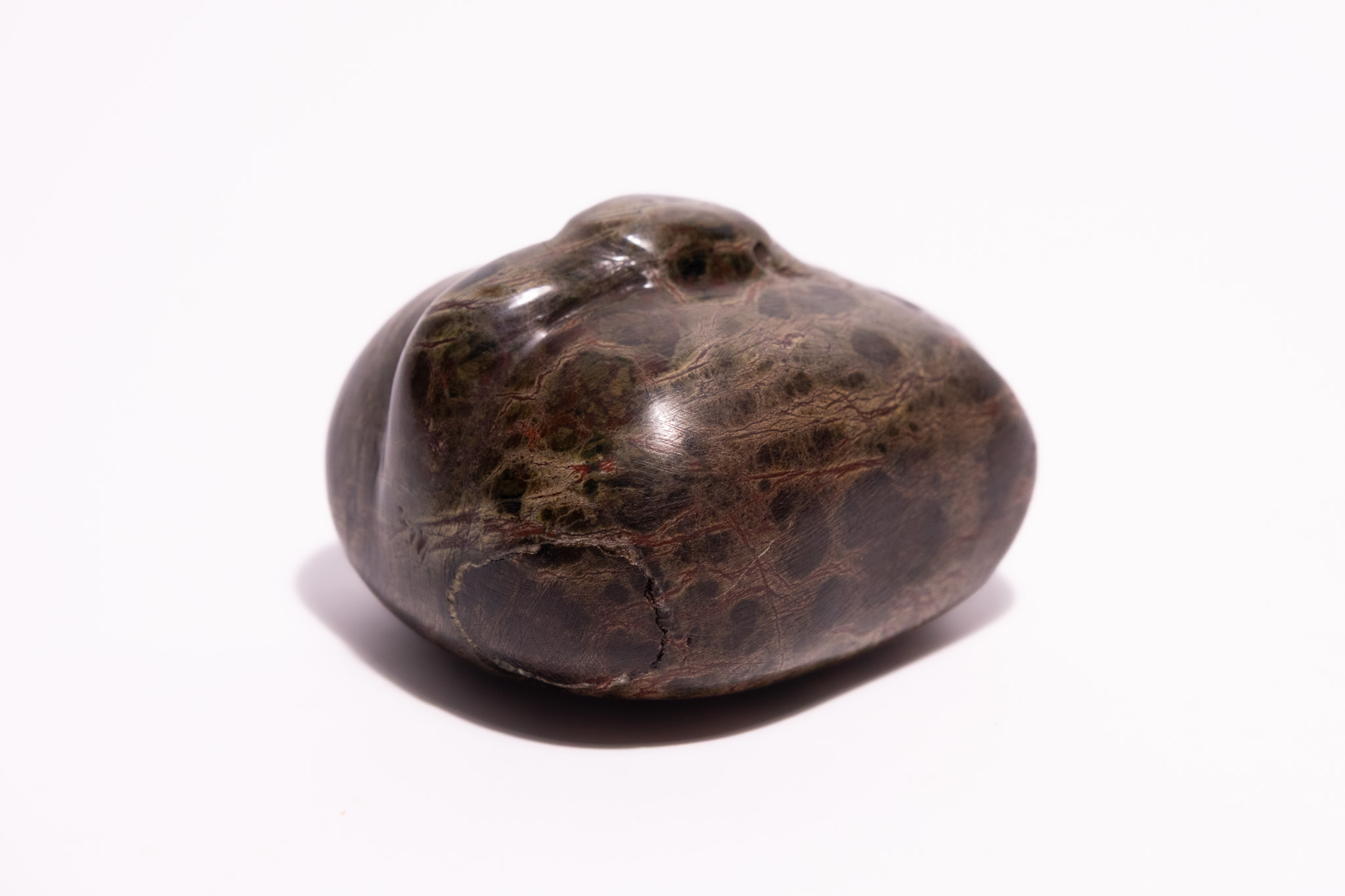 AN EGYPTIAN STONE DUCK-FORM WEIGHT OR AMULET, POSSIBLY ANCIENT.