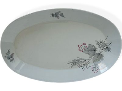 נעמן, מגש פורצלן עם ציורי פרחים, 35x22x4 ס״מ, חתום