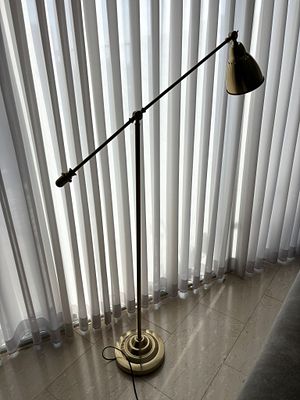 מנורת קריאה, מתכת בצבע פליז, 150x90 ס״מ, תקינה