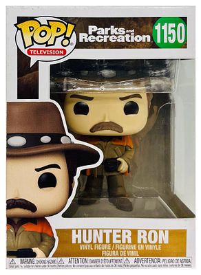 מארז פאנקו פופ בדמות רון סוונסון, 
Funko POP! TELEVION 1150 
PARKS and RECREATION - HUNTER 