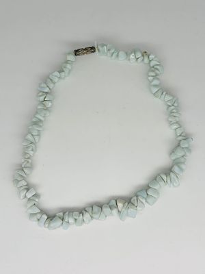 שרשרת אבנים תכולות, 19 ס״מ במצב סגור