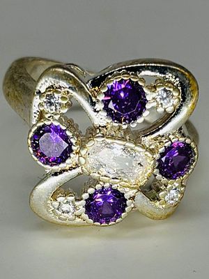 טבעת מוכספת משובצת, מידה 8.25