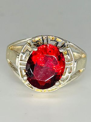 טבעת כסף 925 משובצת, מידה 7.75, חתומה