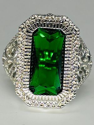 טבעת כסף 925 משובצת, מידה 8, חתומה