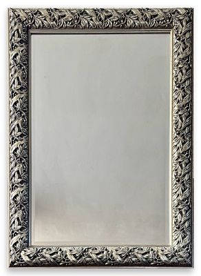 מראה קריסטלית במסגרת עץ מפוארת ומושקעת, 107x78 ס״מ