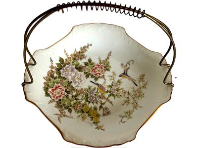 כלי הגשה יפני מצוייר, פורצלן ומתכת, 18x18x16 ס״מ