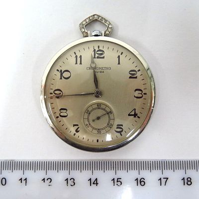 שעון כיס תוצ Ariste Culeme, ג'נבה. שוויץ, קופסה פלטינה עם שיבוץ של כ80 יהלומים, 2-3 נק' כ"א 