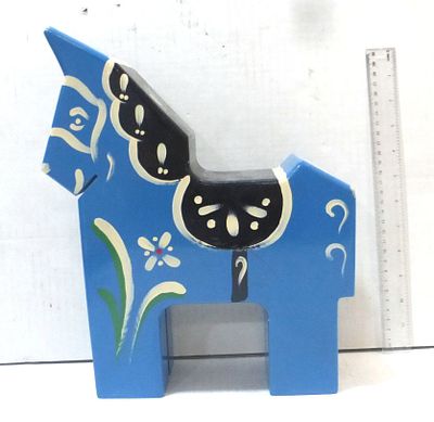 Wooden horse, by Dala, Sweden. Signed Joneinar 1990, 32.5X26X8 cm