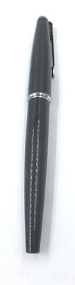 Fountain pen by Parker England model 45. used, grey barrel and cap