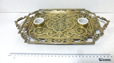 Inkwell, England, 19th century. Bronze with porcelain liners, 37X21.8X3 cm