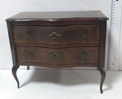 Antique jewelry box shaped like a miniature queen Anne chest. two drawers, 34X29X16 cm