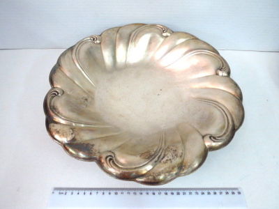 Silver plated round serving bowl