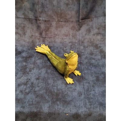 Humorous Stretched Frog Figurine, Realistic Green and Yellow Decorative Statue. This charming 