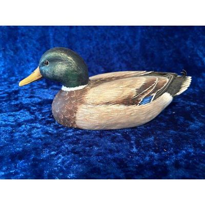 Hand-Carved Wooden Duck Decoy Mallard Drake Naturalistic Paint 1985 by Mike Trady. Hand-carved 