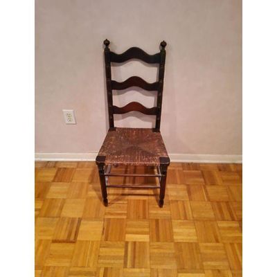 Ladder-Back Chair Rustic Style Dark Brown Wood Natural Woven Rush Seat. Dark brown wood 