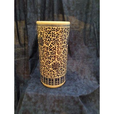 Ceramic Vase FloralLeaf Pattern Geometric Base BlueWhite 20cm. Cylindrical ceramic vase in blue 