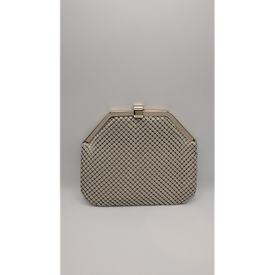 Vintage Style Mesh Clutch Purse - Evening Bag, Gold Tone Hardware. Description: Gold metal mesh 