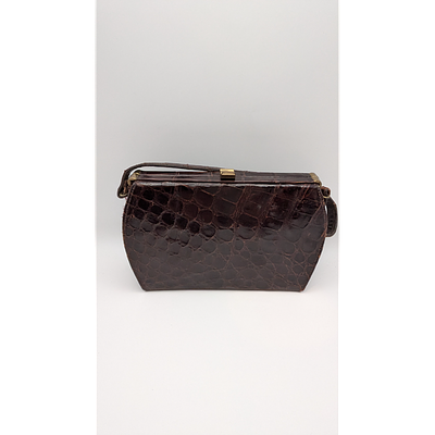 Vintage Alligator Handbag, Brown, Box Shape, Top Handle. Description: Brown alligator handbag 