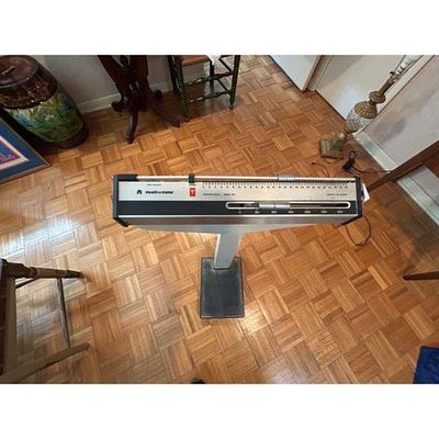 Medical Equipment - Health o meter - Beam Scale. Health o meter professional medical beam scale 