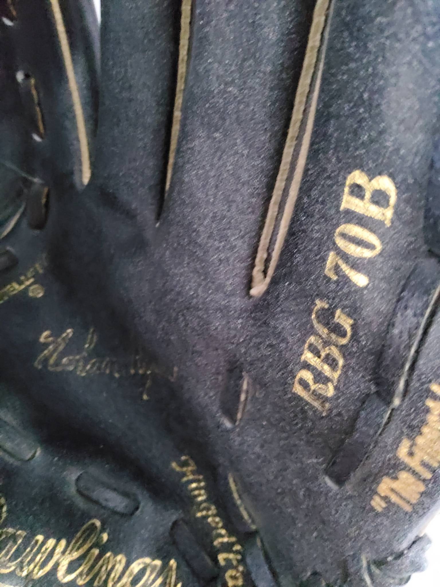 Rawlings RBG70B Baseball Glove with U-Cated Heel