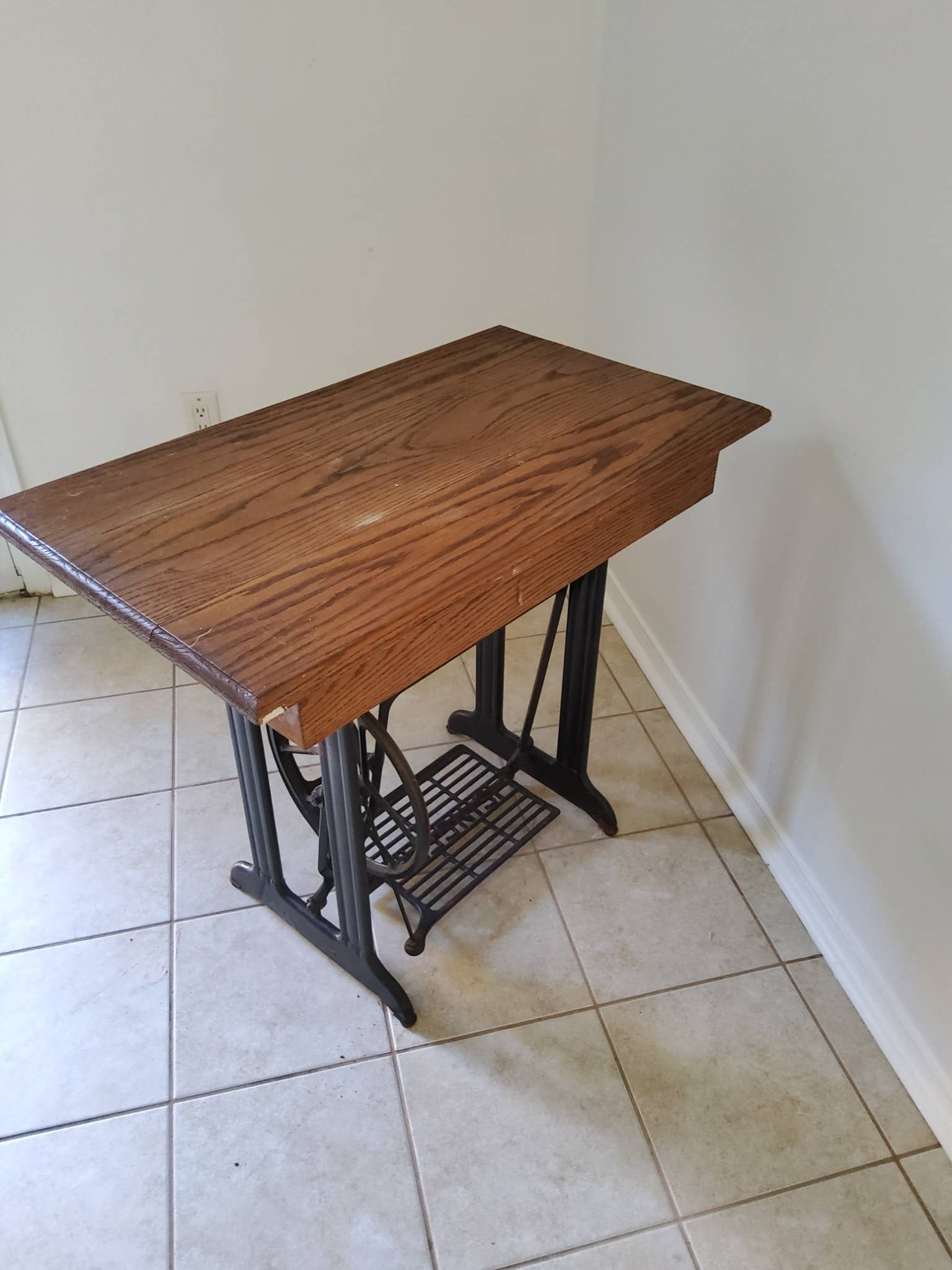 Singer Sewing Machine Table with Cast Iron Base
