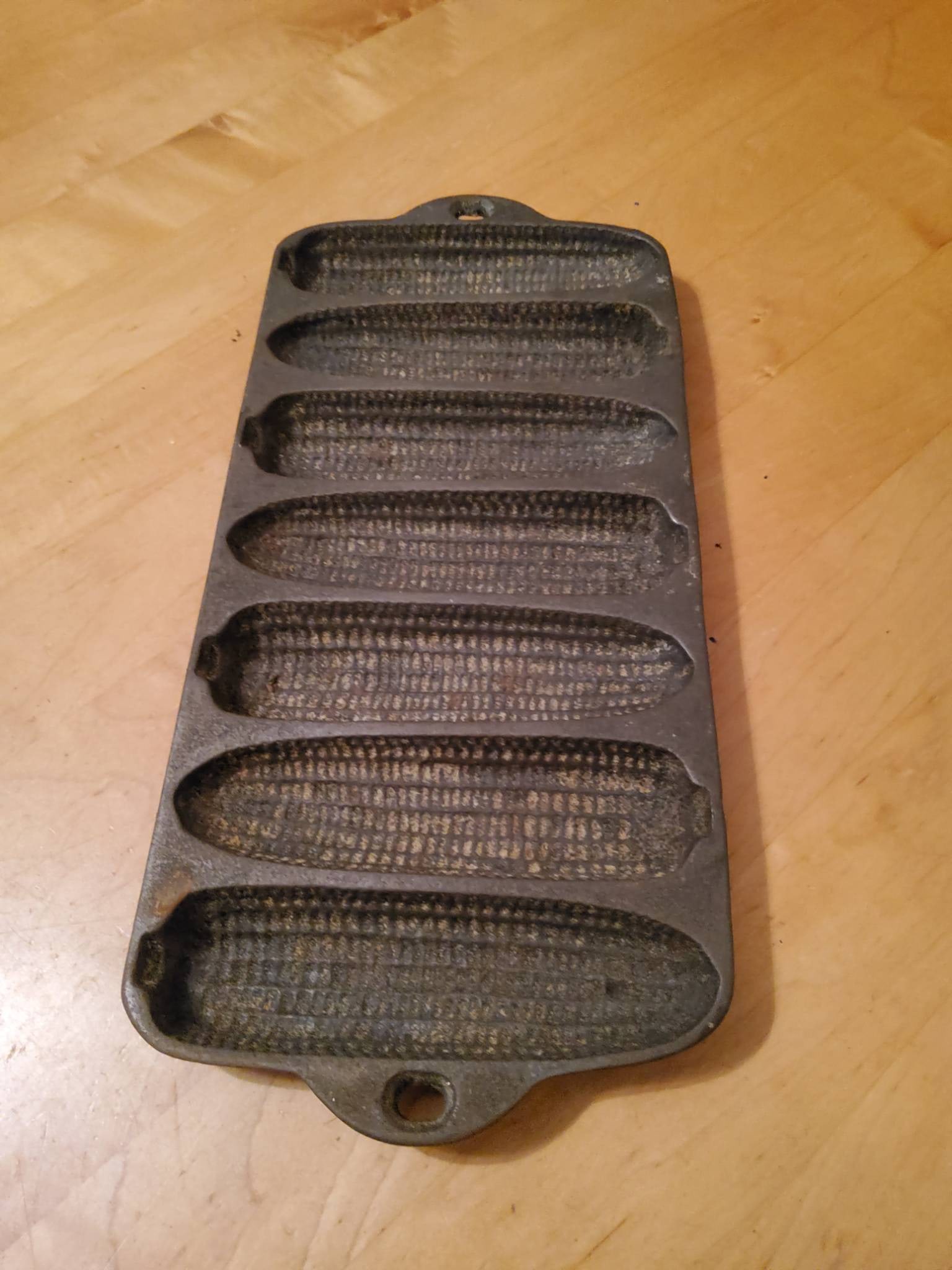 Wagner Ware Cast Iron Cornbread Pan