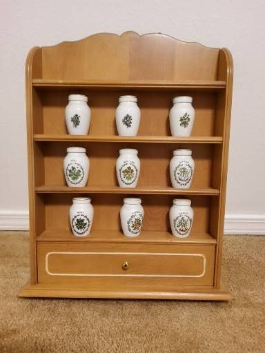 Franklin Mint Ceramic Spice Jars With Wooden Rack