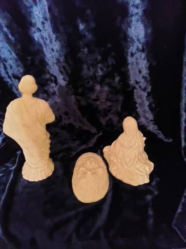 Edward Marshall Boehm The First Noel Nativity Set
