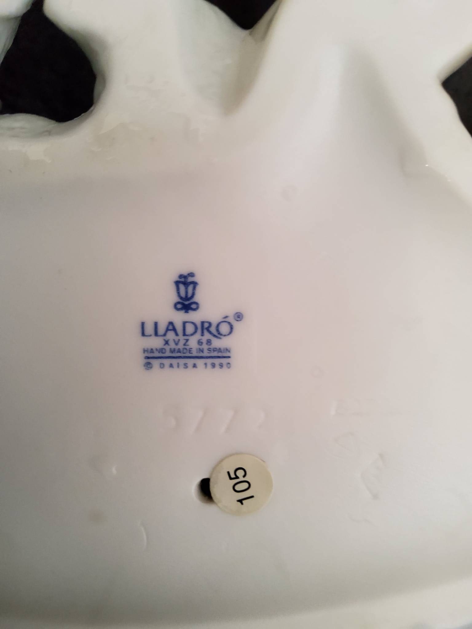 Lladro Porcelain Figurine of Sleeping Babies