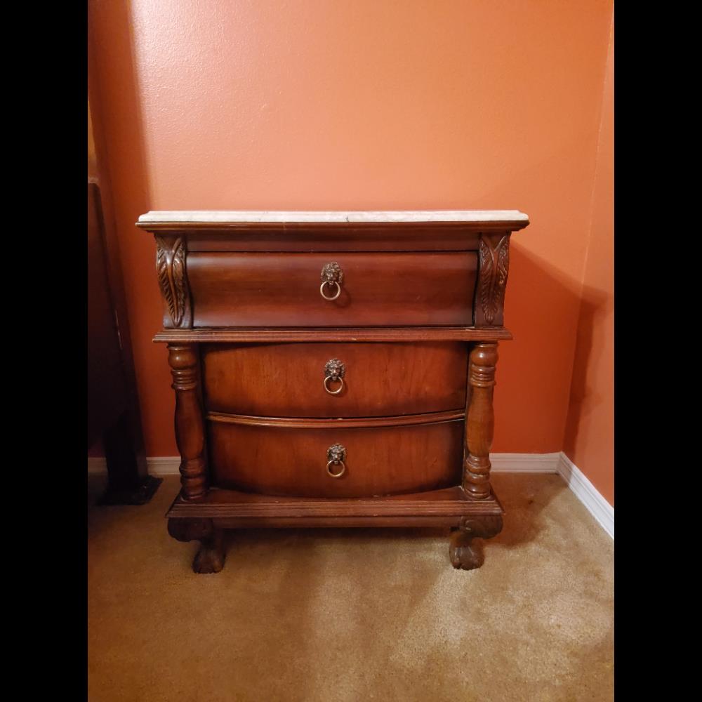 Traditional Nightstand Marble Top Decorative Lion-Head Pulls Brown