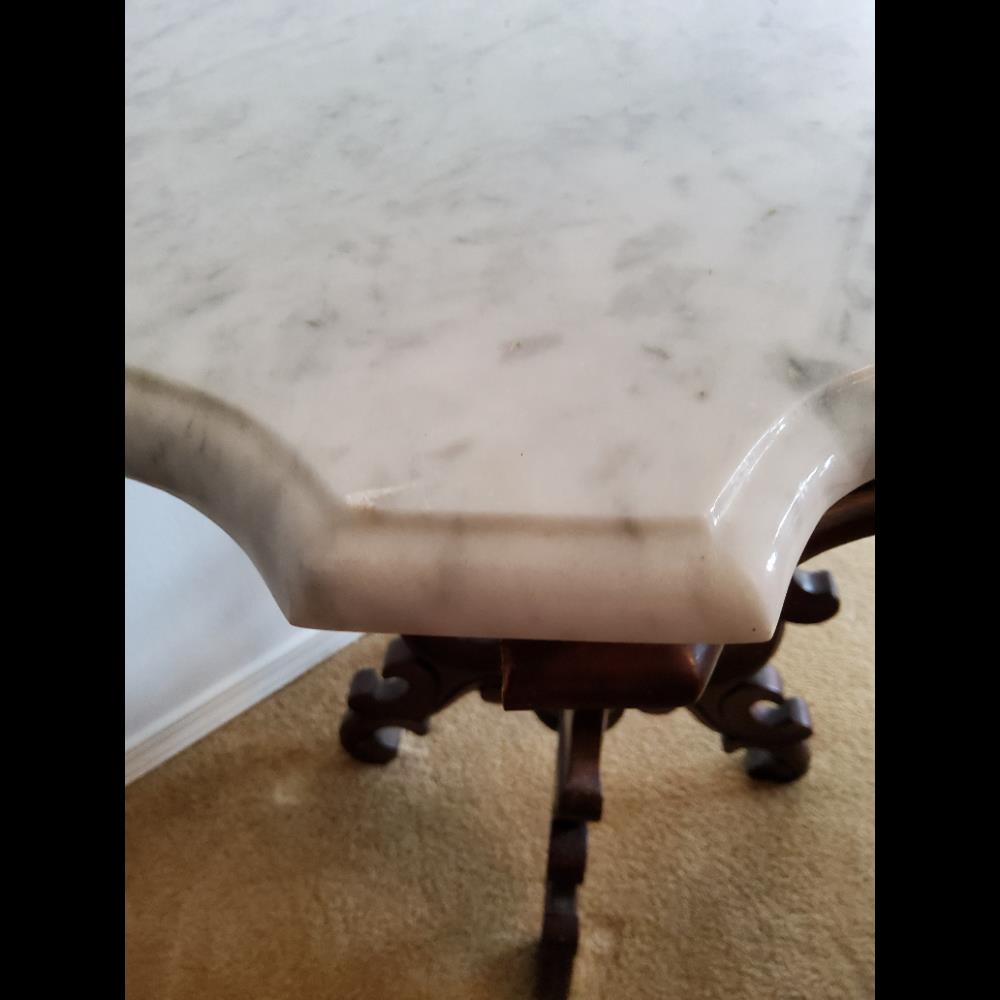 Accent Table Marble Top Dark Brown Scalloped Edge