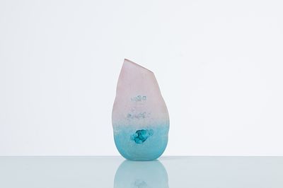 ALFREDO BARBINI (Attr.le), Vaso in vetro. Produzione Murano, Italia 1980 ca. Vaso in vetro scavo 