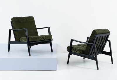 ARNE WAHL, Coppia di poltrone modello “no. 30”. Produzione Komfort, Danimarca 1960 ca. Coppia di 