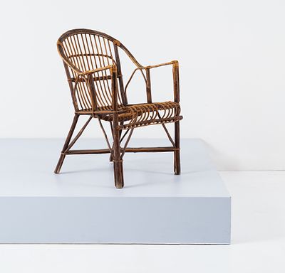 PRODUZIONE ITALIANA 1970 ca., Poltrona in canna di bamboo. Poltrona in canna di bamboo con 