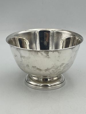 קערת כסף סטרלינג 925 אמריקאית 137 גרם . קערת כסף סטרלינג 925 אמריקאית 137 גרם