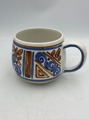 לאספני ישראליאנה - כלי קרמיקה ישראלי ישן ויפה מתוצרת: 'לפיד', מעוטר ציורי יד ע"י מירים