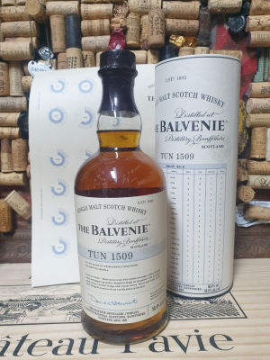 וויסקי סקוטי משובח מבית בלוויני טון 1509 בלנד וויסקי מאלט משובח מאחת המזקקות הכי מוכרות וטובות 