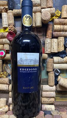 2016 אדיציונה פאנטיני, מהדורת חמשת הענבים. בלנד שזכה בעשרות פרסי יין. סינקו אוטוקונטי, יין נהדר 