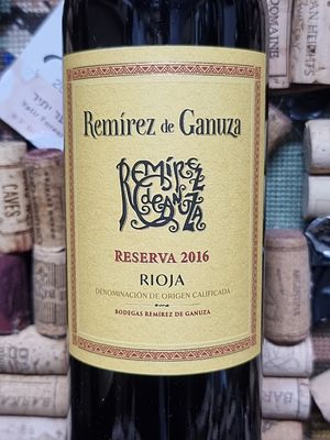 2012 רמירז דה גנוזה, ספרדי אדום יבש 
כרמים בוגרות.
ריוחה רזרבה בוטיקי ומודרני, שנחשב טופ ריוחלה 