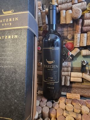 2013 יקבי רמת הגולן קצרין, כולל קופסא מקורית , שמור הייטב. הרשקוביץ רוכש או מייצג למכירה אוספי 