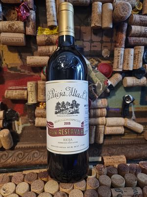 2005 ריוחה אלטא 890 גראן רזרבה, ממוצע מבקרים 96, אחת השנים הטובות ever שמור הייטב ונדיר