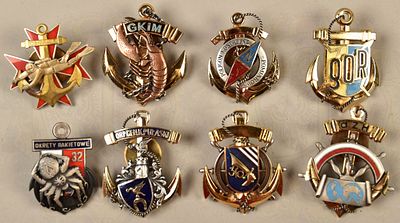 8 badges Polish Navy since 1989. 8 Abzeichen Polnische Kriegsmarine, Fertigungen ab 1989 